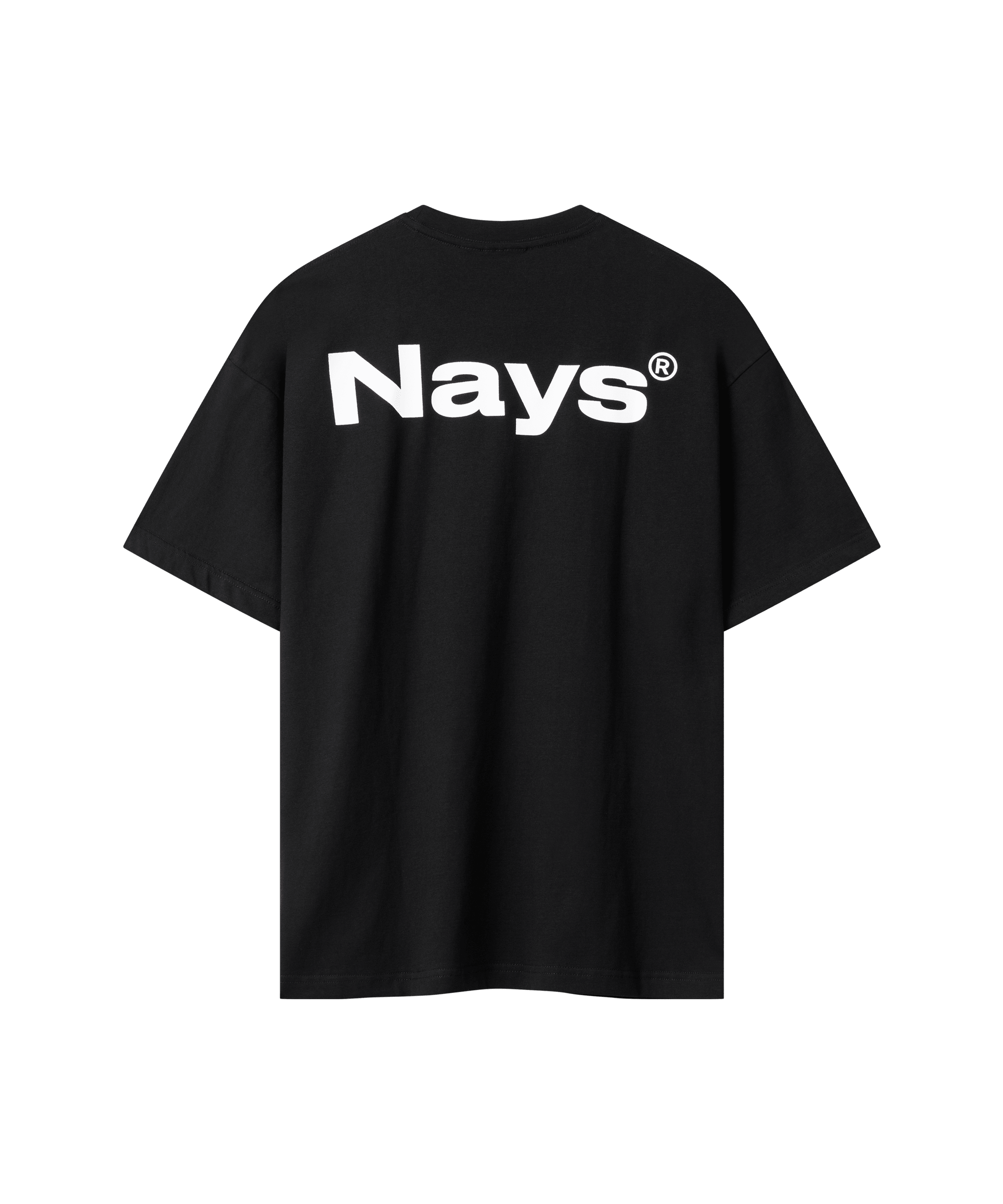 Rückansicht unseres schwarzen Basic T-Shirts mit großem, auffälligem „Nays“-Logo-Schriftzug als Rückenprint.