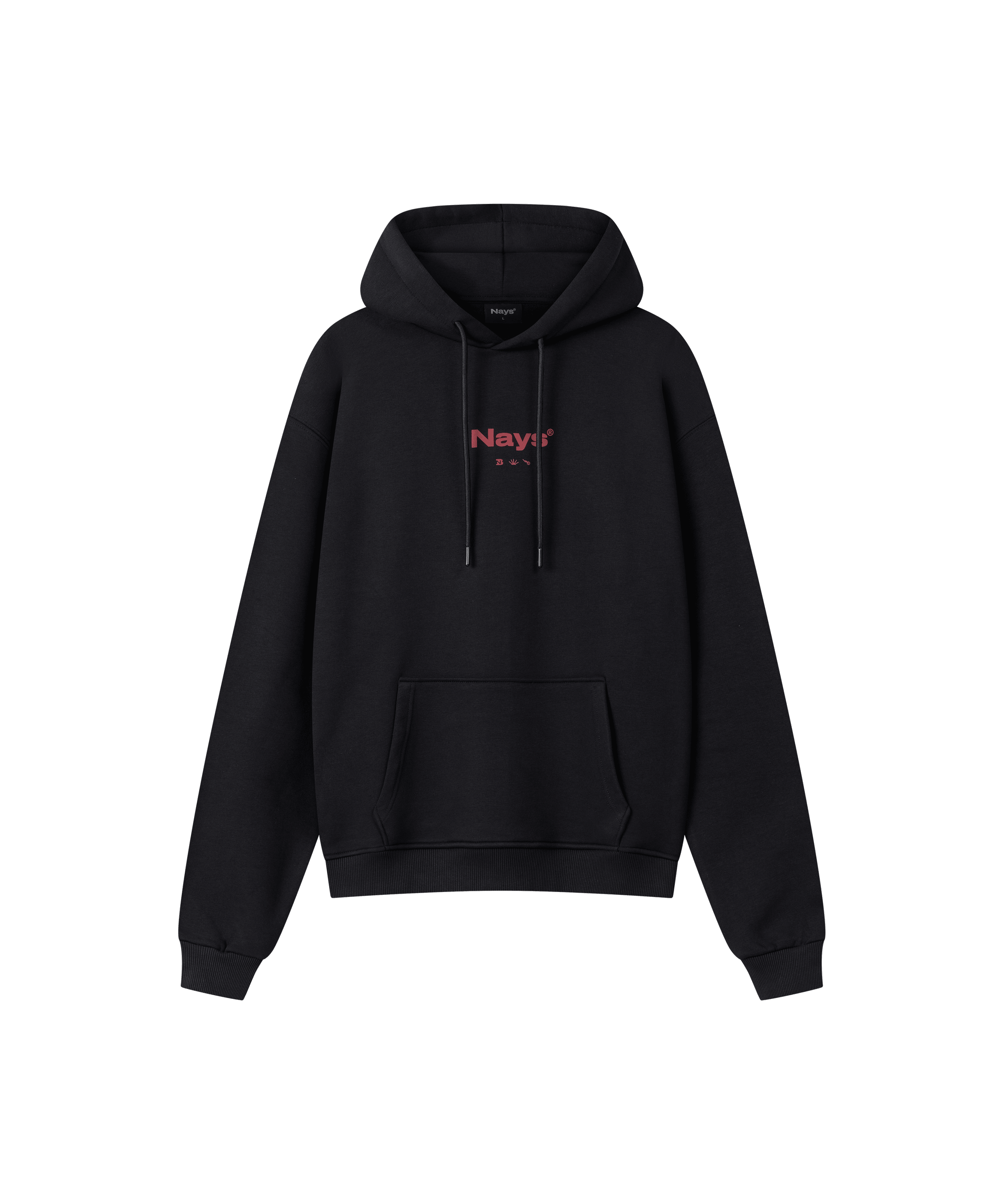 Schwarzer Kapuzen-Pullover mit rotem Nays-Logo-Schriftzug mittig auf der Brust; darunter drei weitere, kleine Symbole in einer Reihe.