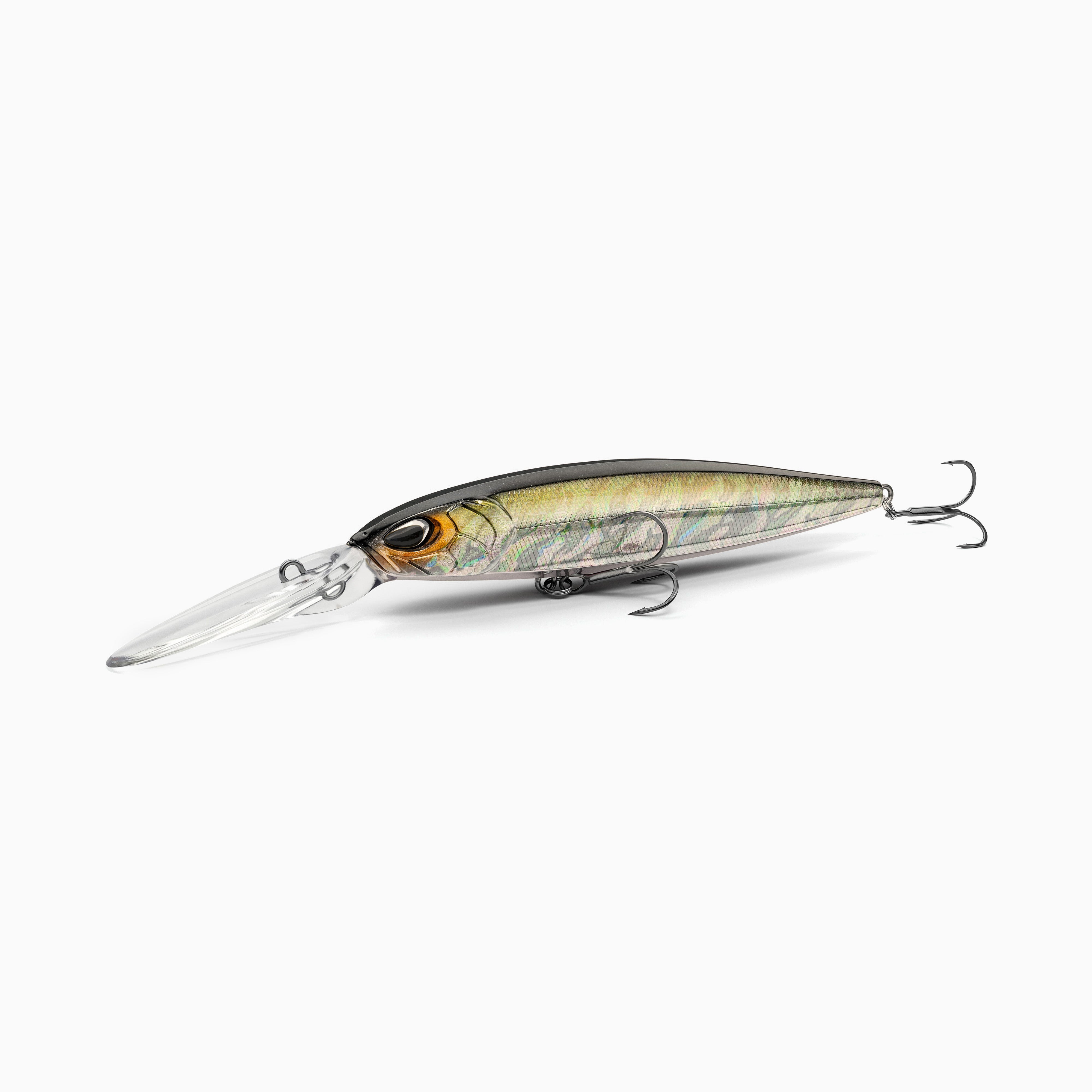 Hochwertiger Nays Wobbler Angelköder mit schlanker Fischform, realistischen 3D-Augen, semi-transparente Lackierung in natürlichen grün-braun Tönen und braun-orange farbigem Akzent am Kopf, Schuppen-Struktur, ausgestattet mit langer Tauchschaufel und zwei scharfen Drillingshaken, tief-laufend für Hecht, Zander und Barsch.