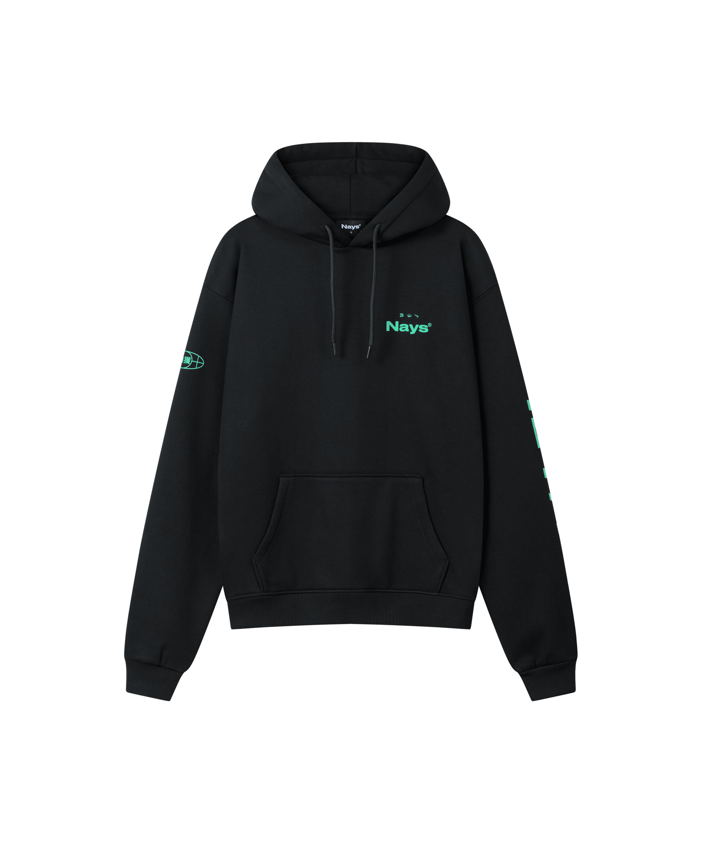 Vorderansicht des Range 2.0 Hoodies in schwarz, er ist locker geschnitten mit einer Bauchtasche und hat ein grünes Nays Logo auf der Brust und auf dem Ärmel.
