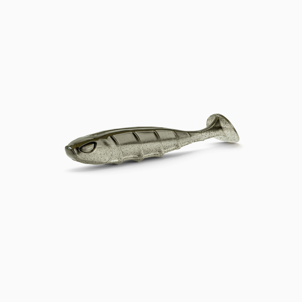Das Bild zeigt einen Paddle-Tail-Gummiköder mit realistischem Augen-Design, typischer Rippenstruktur und schlankem Körper. Der Körper ist in gedecktem Oliv gehalten, während der Bauch einen hellgrauen Kontrast mit schwarzen Partikeln bildet.